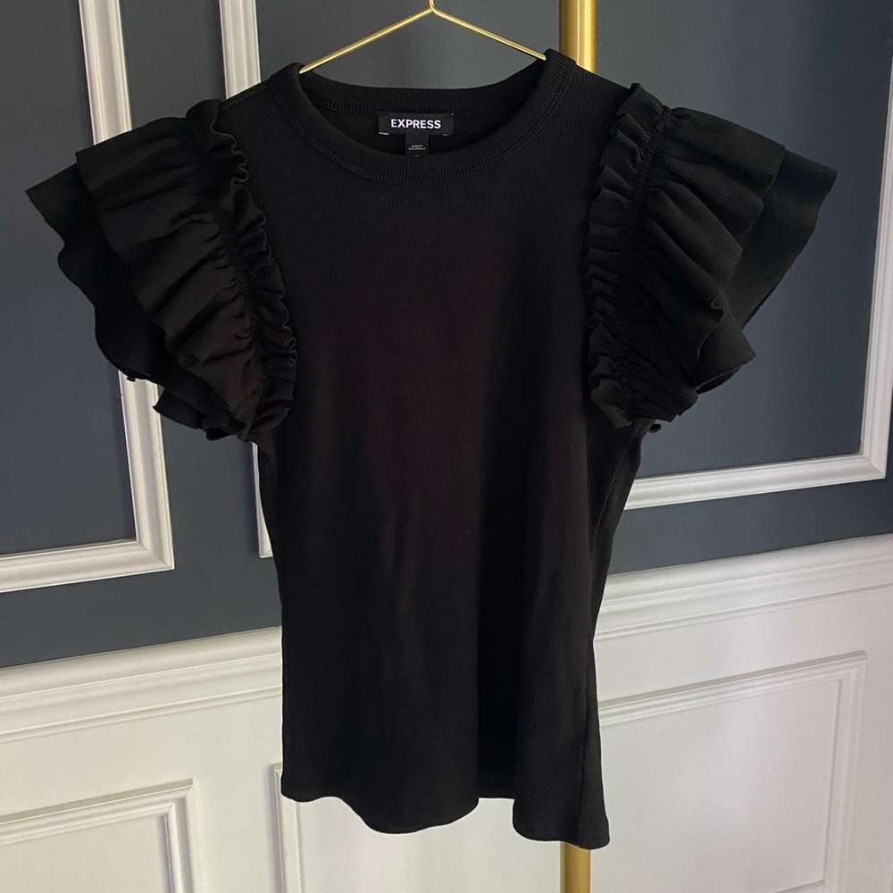 Express Women’s Flutter Sleeve top Size XS NWOT